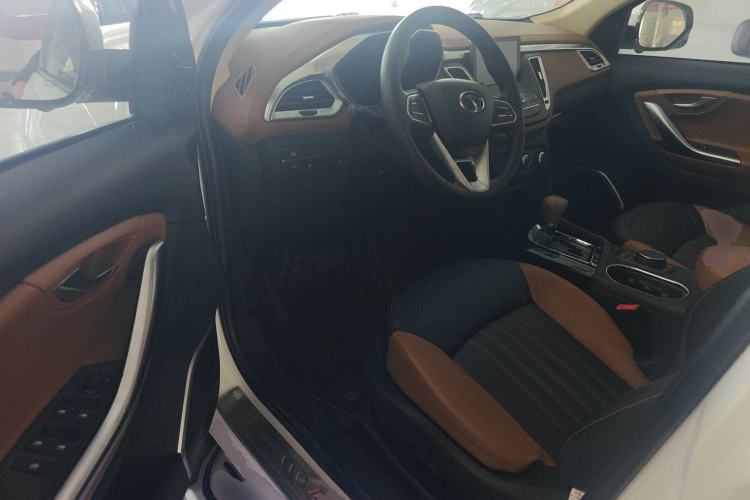 Used Soueast DX7 2015 1.5T Automatic Prestige Model
