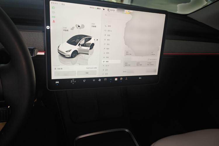 Used Tesla Model Y 2024 Long-Range All-Wheel-Drive Version
