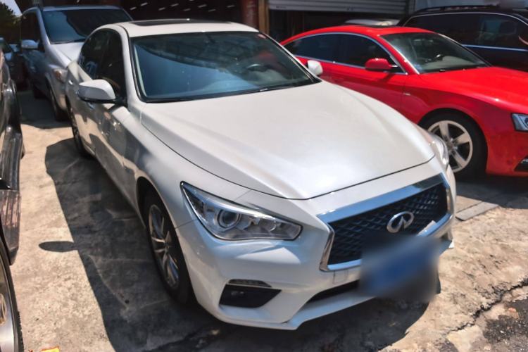 Used Infiniti Q50L 2018 2.0T Comfort Edition China VI Standard
