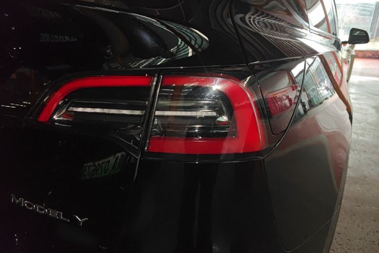 Used Tesla Model Y 2022 Rear-Wheel-Drive Version