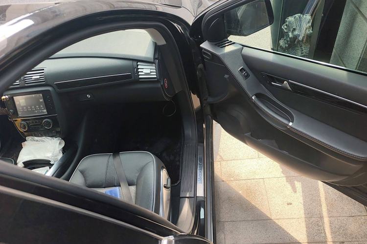 Used Mercedes-Benz R-Class 2014 R 400 4MATIC Business Model
