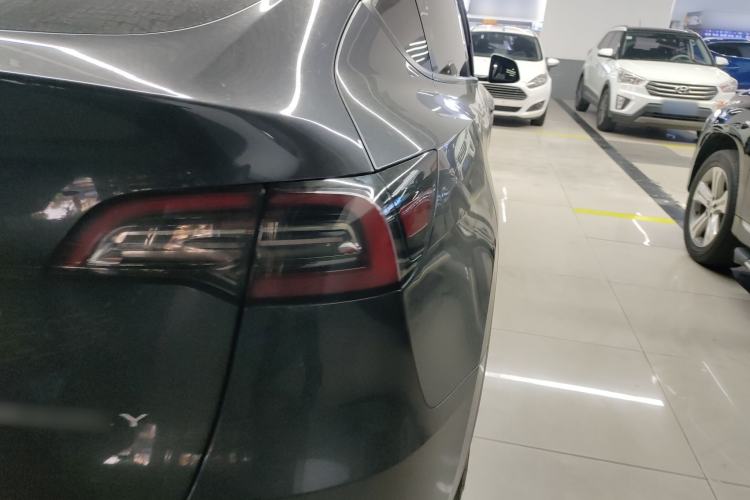 Used Tesla Model Y 2024 Rear-Wheel-Drive Version
