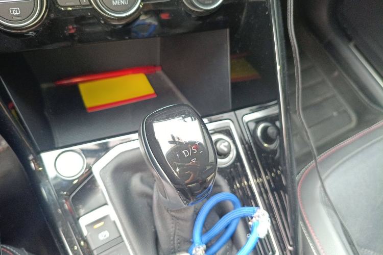 Used Volkswagen Tayron 2019 330TSI Two-Wheel Drive Luxury Model China VI Standard
