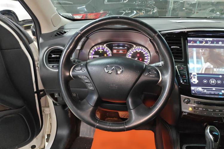 Used Infiniti QX60 2016 2.5 S/C Hybrid Two-Wheel-Drive Excellence Edition China V Standard
