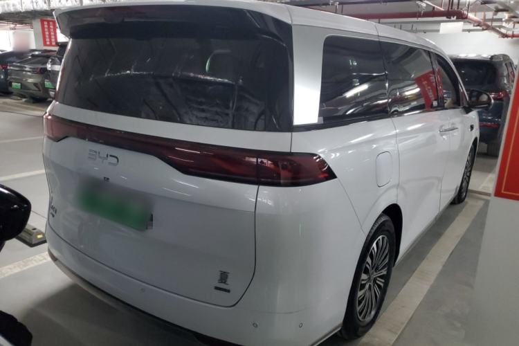 Used BYD Xia 2025 DM-i 1.5T 180km Excellence Model
