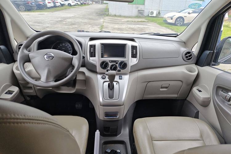 Used Nissan NV200 2018 1.6L CVT Luxury Model
