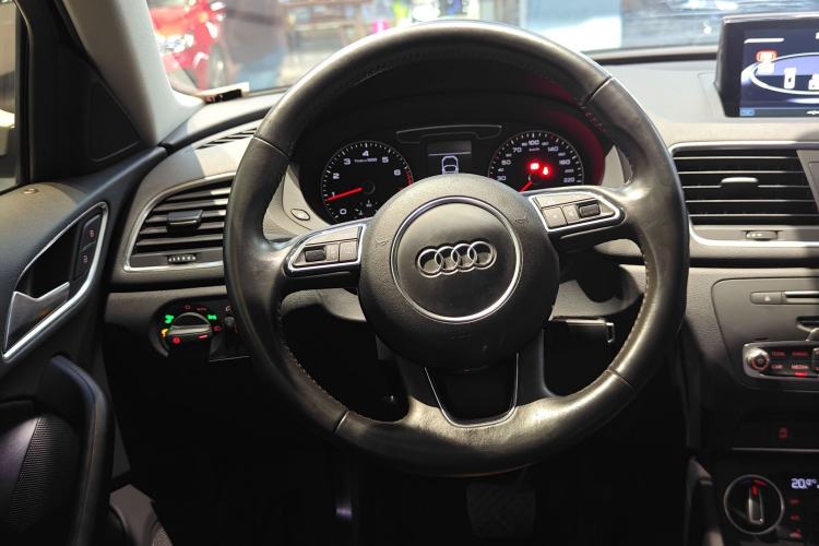 Used Audi Q3 2018 30th Anniversary Edition 30 TFSI Fashion Model
