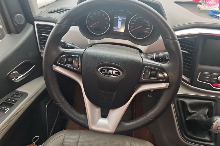 Used  M4 2019 Business Series 2.0L Manual - China VI Standard