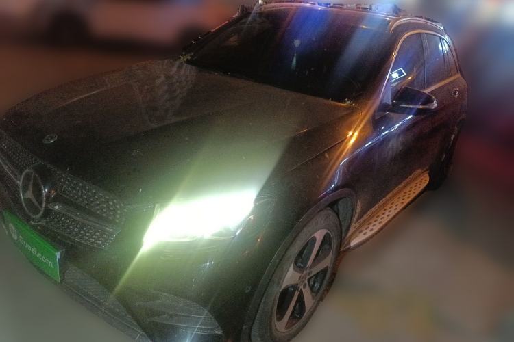 Used Mercedes-Benz GLC 2018 Facelift GLC 260 4MATIC Luxury Edition
