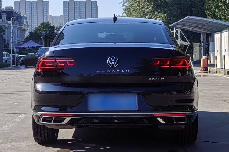 Used Volkswagen Magotan 2023 2 Million Units Limited Edition 330TSI DSG Leading Version
