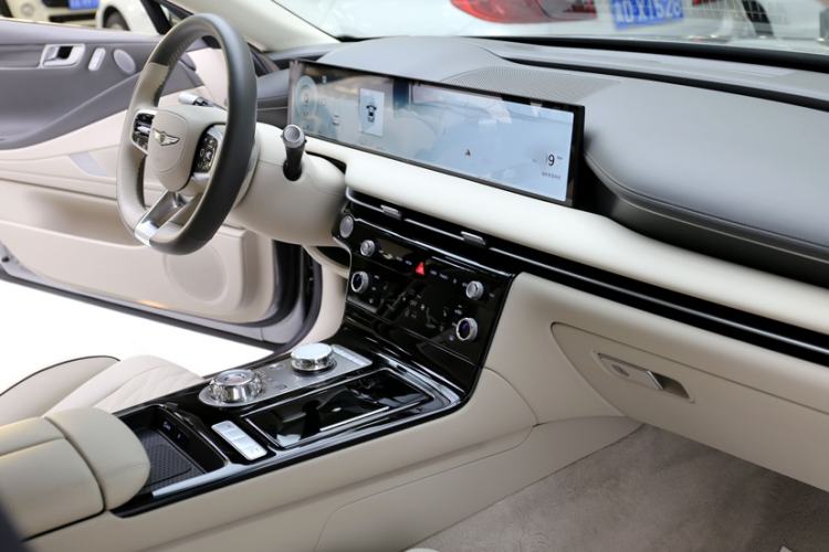 Used Genesis G80 2024 2.5T Rear-Drive Luxury Edition