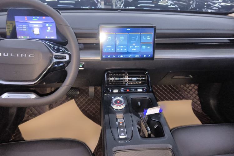 Used Wuling Xingguang 2023 70 Standard Edition
