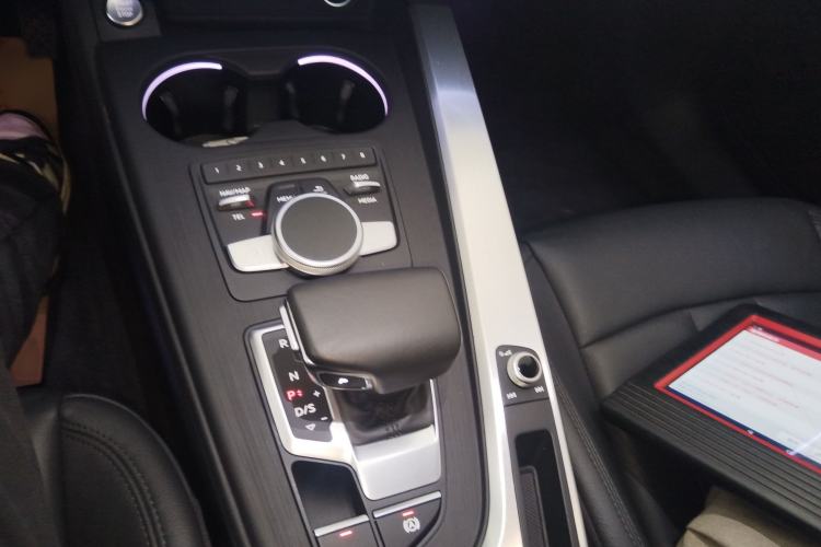 Used Audi A4L 2018 30th Anniversary Edition 40 TFSI Fashion Model