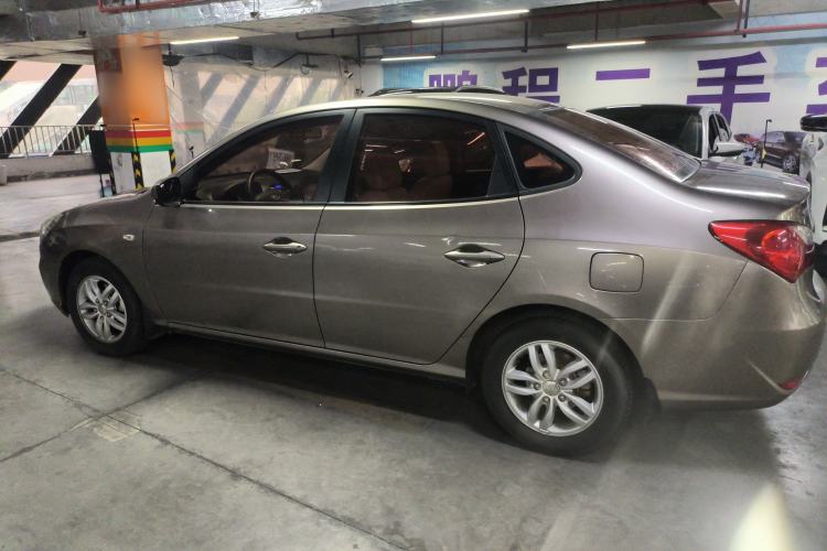 Used Hyundai Celesta 2015 1.6L Automatic Comfort Model
