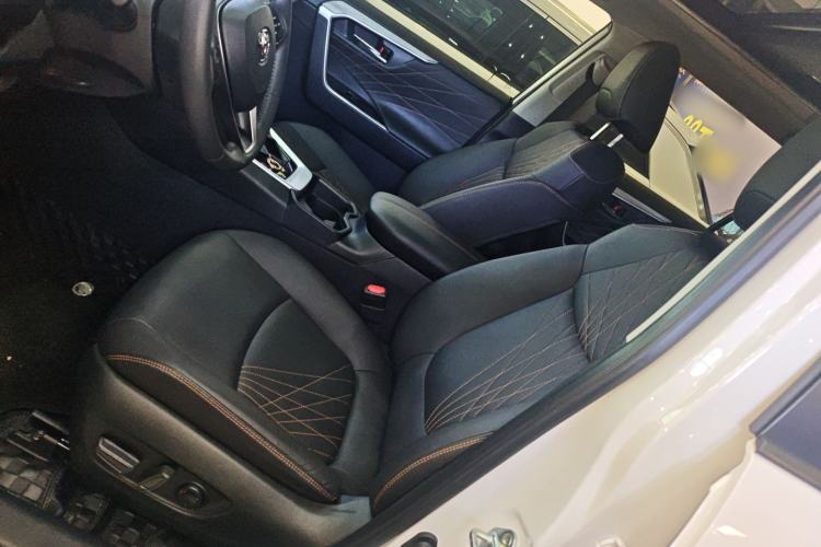 Used Toyota RAV4 2024 Dual-Motor 2.5L E-CVT Two-Wheel Drive Elite Plus Edition
