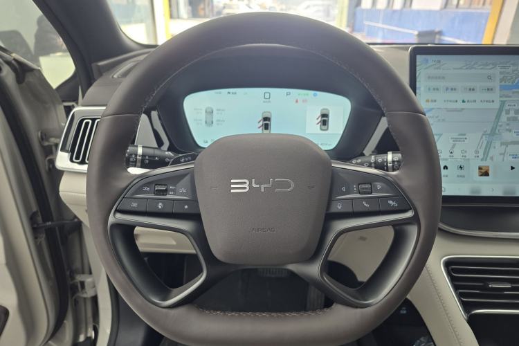 Used BYD Song PLUS New Energy 2025 EV Intelligent Driving Version 520km Premium Model
