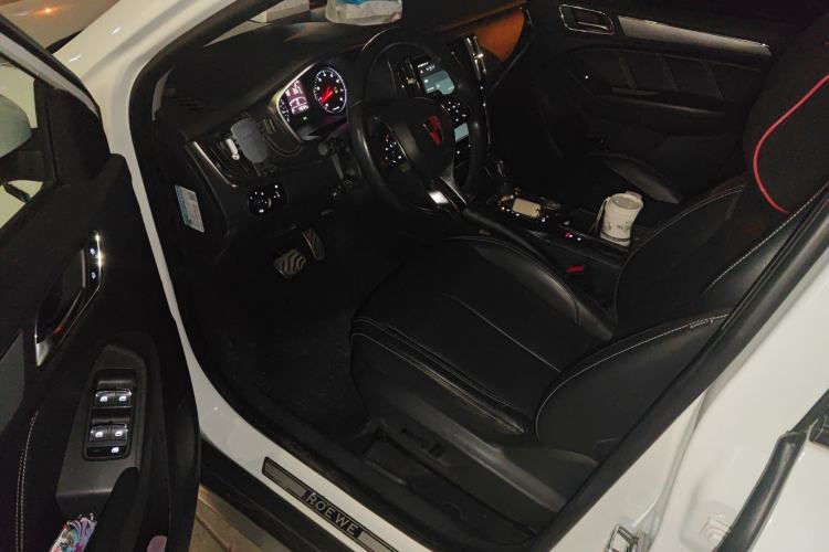 Used Roewe RX5 2016 20T Two-Wheel Drive Automatic Internet Smart Edition