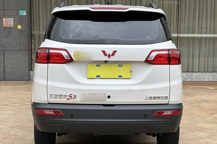 Used Wuling Hongguang S3 2019 1.5L Manual Comfort Model China VI Standard
