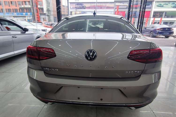 Used Volkswagen Magotan 2020 330TSI DSG Leading Model
