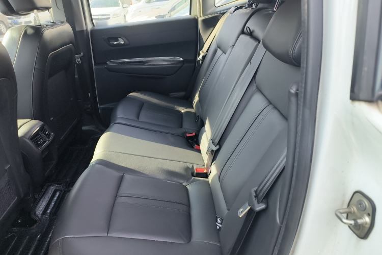 Used Peugeot 3008 2015 2.0L Automatic Trend Edition
