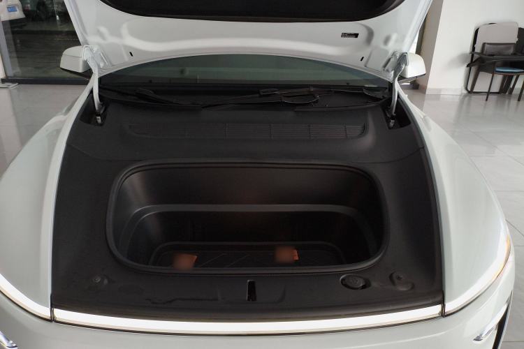 Used Tesla Model Y 2025 Long-Range All-Wheel Drive First Edition
