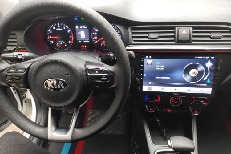 Used Kia KX Cross 2017 1.4L AT GLS