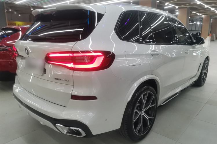 Used BMW X5 2022 xDrive 40Li M Sport Package