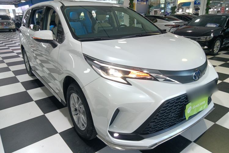 Used Toyota Granvia 2023 2.5L Hybrid Comfort Edition