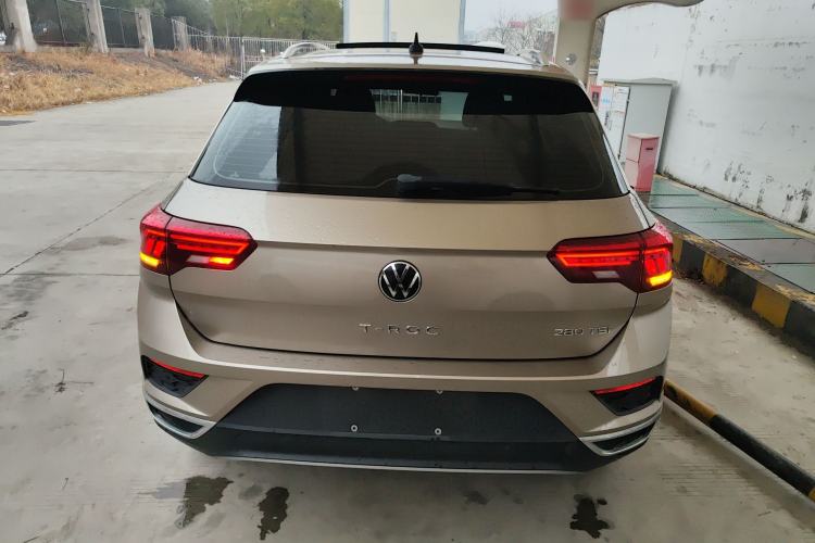 Used Volkswagen T-ROC 2021 280TSI DSG Two-Wheel Drive Comfort Connect Edition