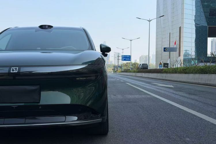 Used Zeekr 7X 2025 100kWh Long-Range All-Wheel Drive Intelligent Driving Version