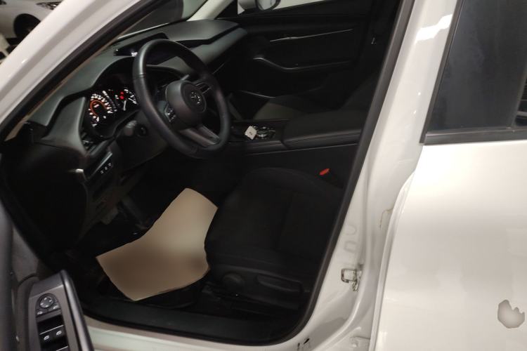 Used Mazda Mazda 3 Axela 2021 2.0L Automatic Zhiqing Edition
