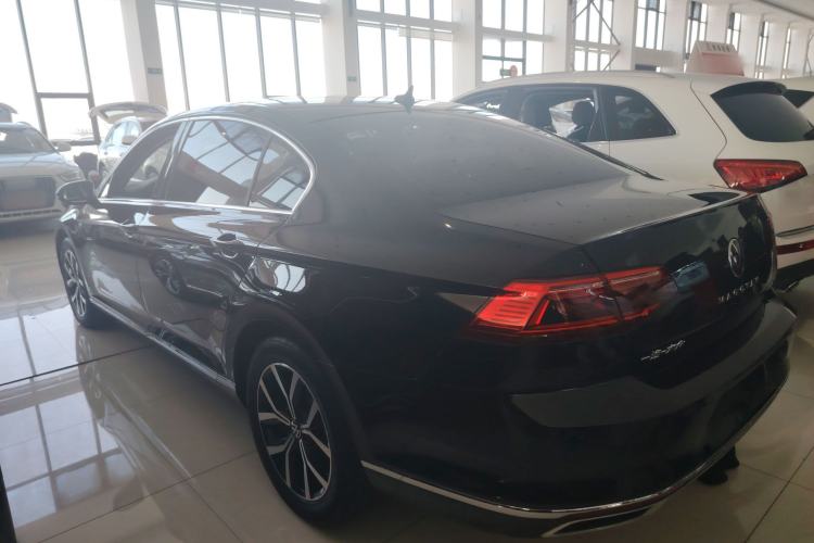 Used Volkswagen Magotan 2020 330TSI DSG Leading Model
