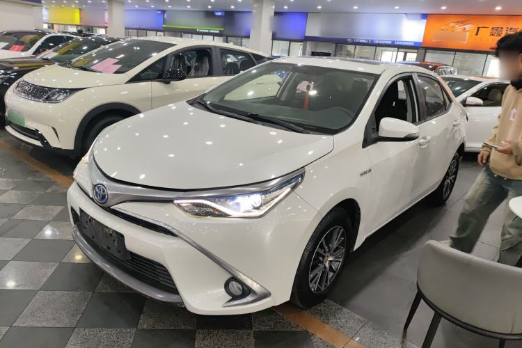Used Toyota Levin 2016 Dual-Engine 1.8H GS E-CVT Elite Model with Sunroof
