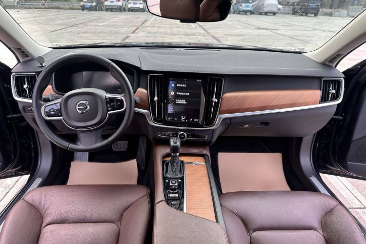 Used Volvo S90 2019 T5 Zhiyi Edition
