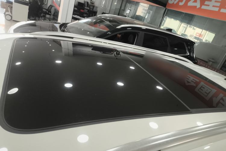 Used Volkswagen Tiguan L 2019 Revised 330TSI Automatic Two-Wheel Drive Smart & Luxury Edition China VI Standard