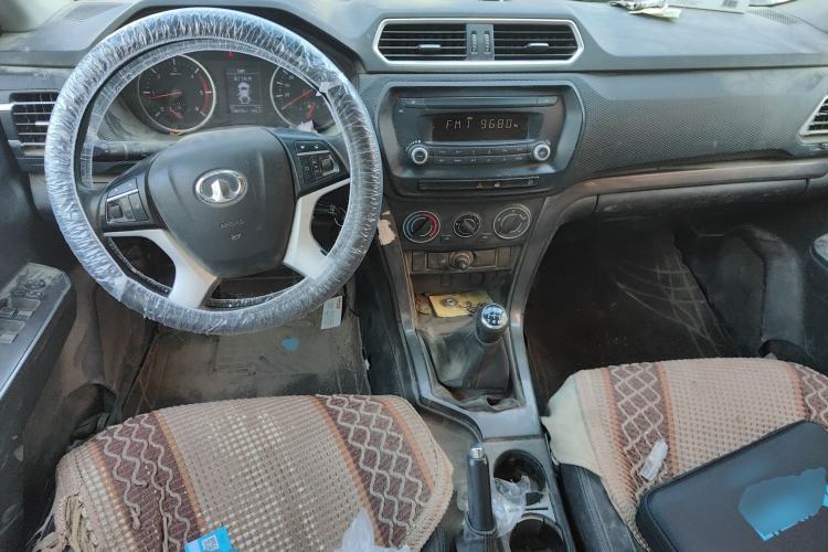 Used Great Wall Wingle 5 2017 2.0T European Version Diesel Two-Wheel Drive Advanced Large Double-Cab GW4D20E
