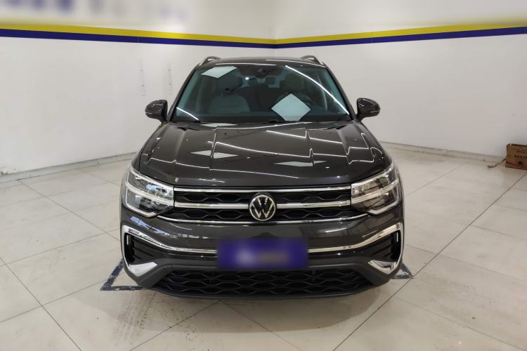 Used Volkswagen Tharu 2023 300TSI Two-Wheel-Drive Moonlight Edition
