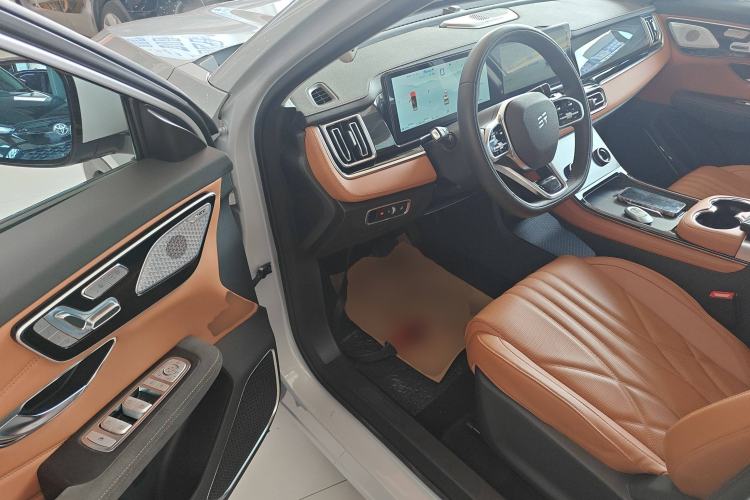 Used  Shanhai L7 2024 1.5T 120km ULTRA 7-Seater
