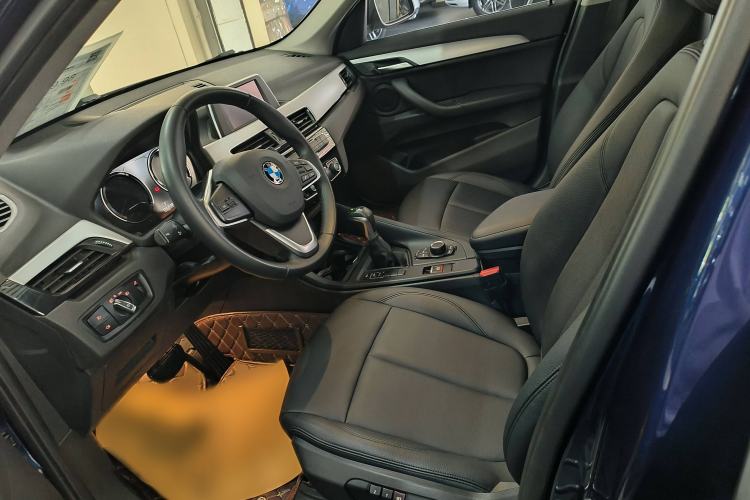 Used BMW X1 2018 sDrive20Li Leading Model