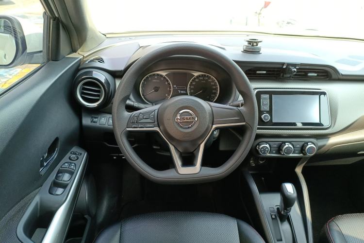 Used Nissan Kicks 2019 1.5L CVT Cool Enjoy Edition