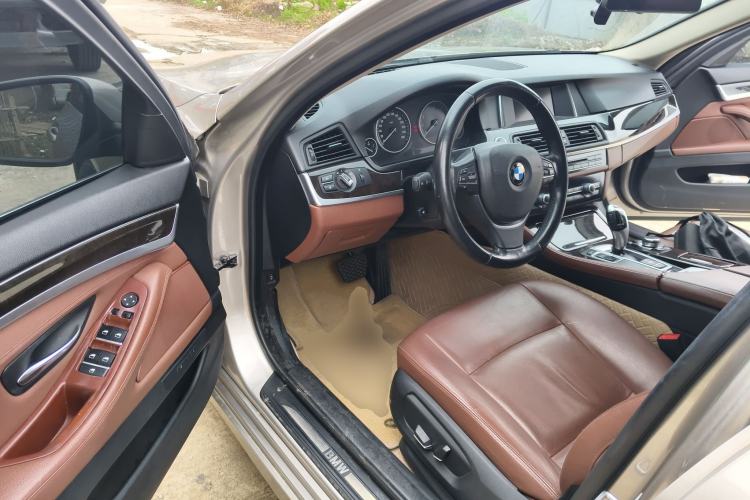 Used BMW 5 Series 2017 525Li Leading Model