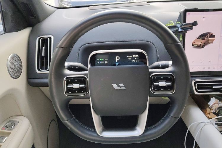 Used Li Auto L8 2023 Pro Model
