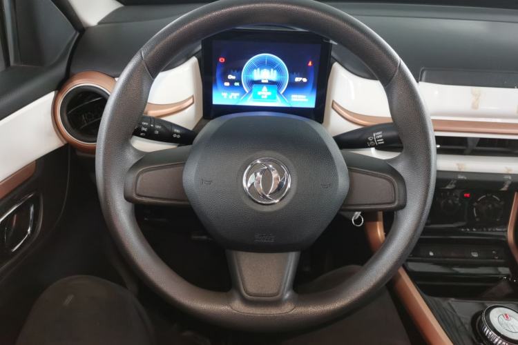 Used Dongfeng NAMMI BOX 2022 Light Wind Edition 201KM Standard Model
