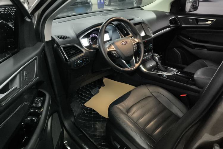 Used Ford Edge 2018 EcoBoost 245 Two-Wheel-Drive Titanium 7-Seater China V Standard
