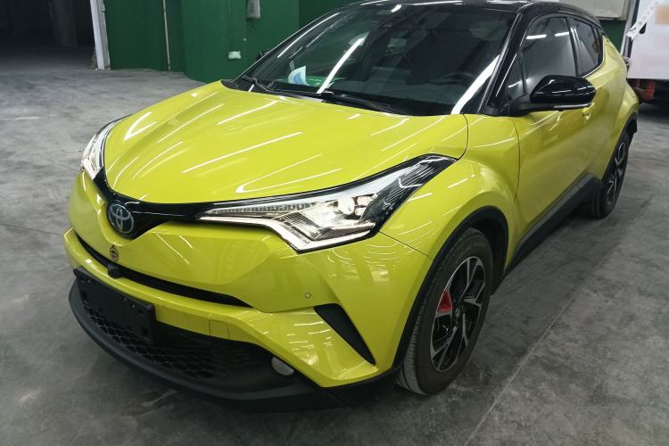 Used Toyota C-HR 2018 2.0L Luxury Sunroof Version China V Emission Standard