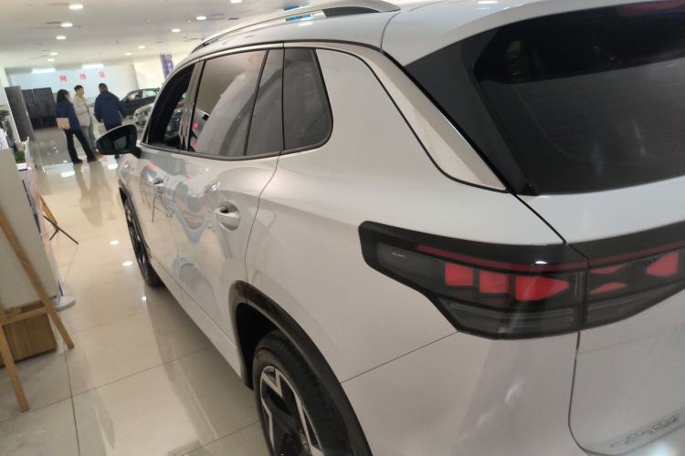 Used Volkswagen Tayron 2025 Tharu L 330TSI Two-Wheel Drive Elite City Package
