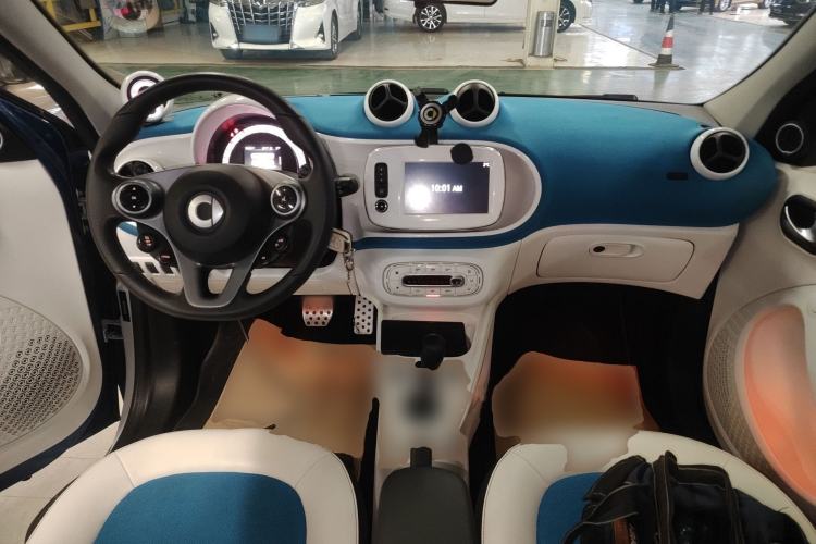 Used  forfour 2016 0.9T 66 kW Ultimate Edition