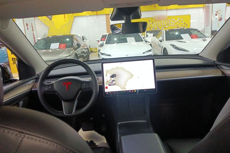 Used Tesla Model Y 2021 Long-Range All-Wheel-Drive Version 3D7