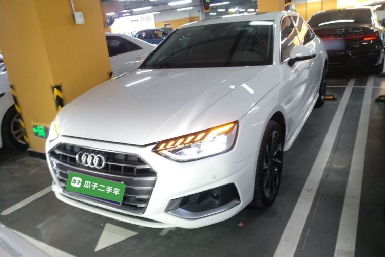 Used Audi A4L 2022 40 TFSI Luxury Prestige Edition
