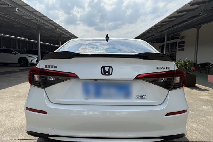 Used Honda Civic 2023 240TURBO CVT Dynamic · Center Stage Special Edition
